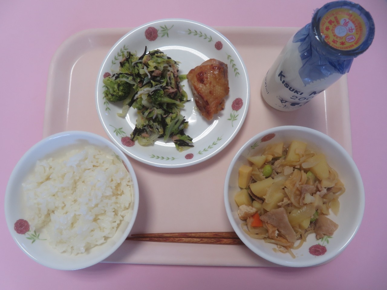 今日の給食の写真