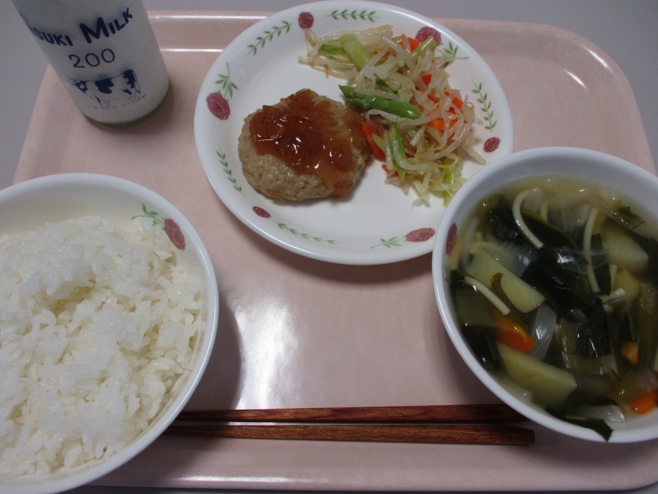 今日の給食の写真
