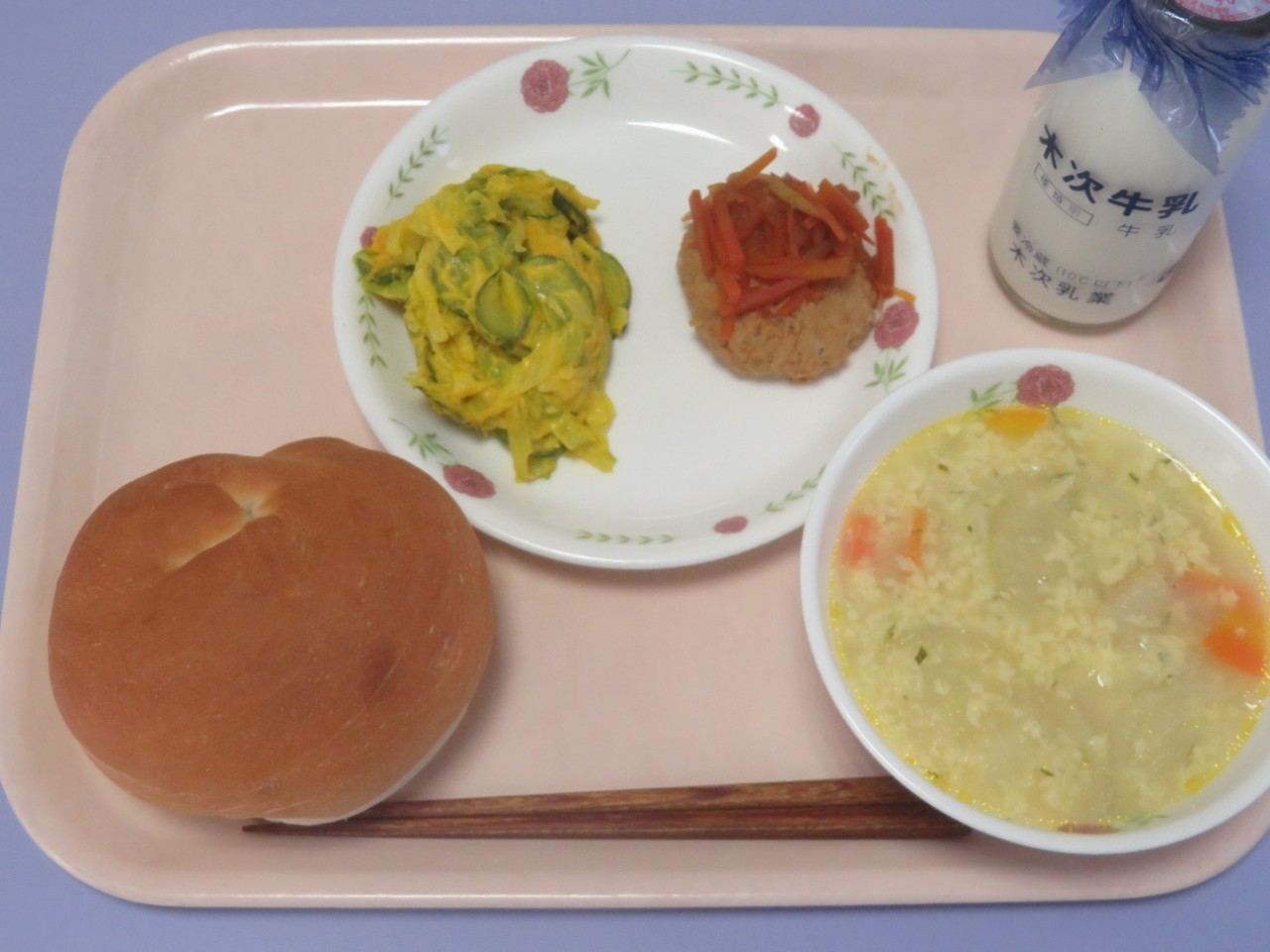 今日の給食の写真