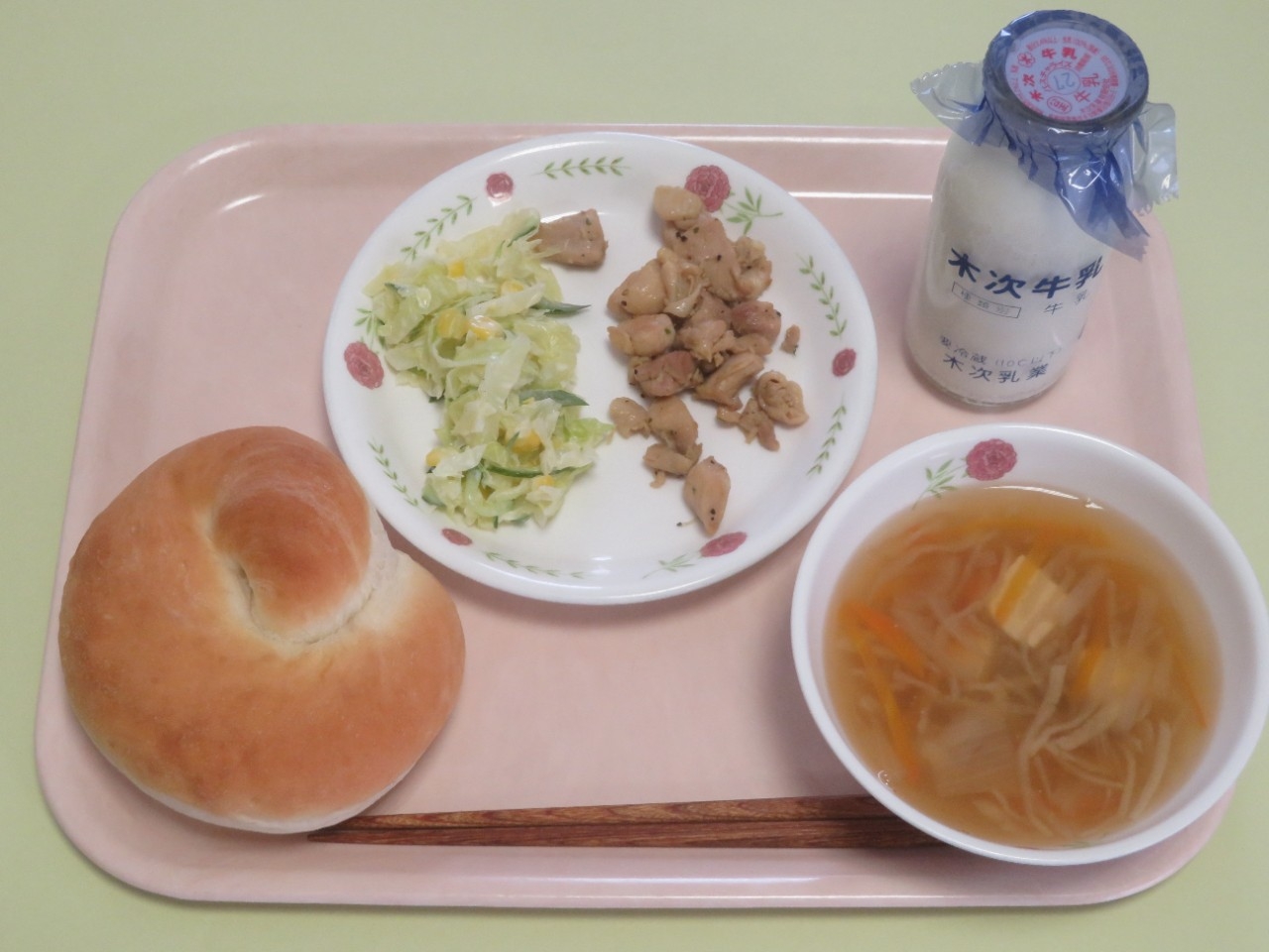 今日の給食の写真