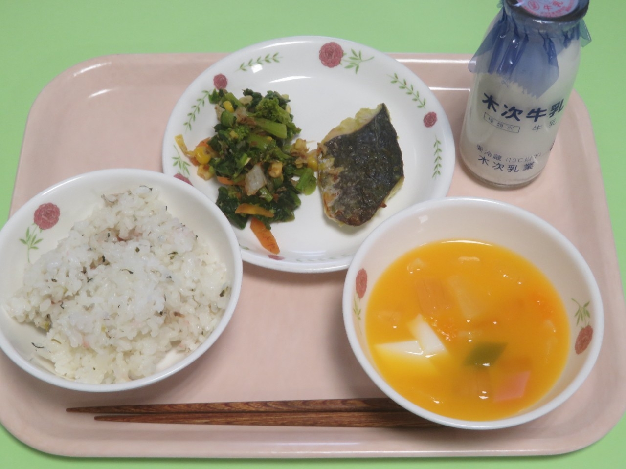 今日の給食の写真